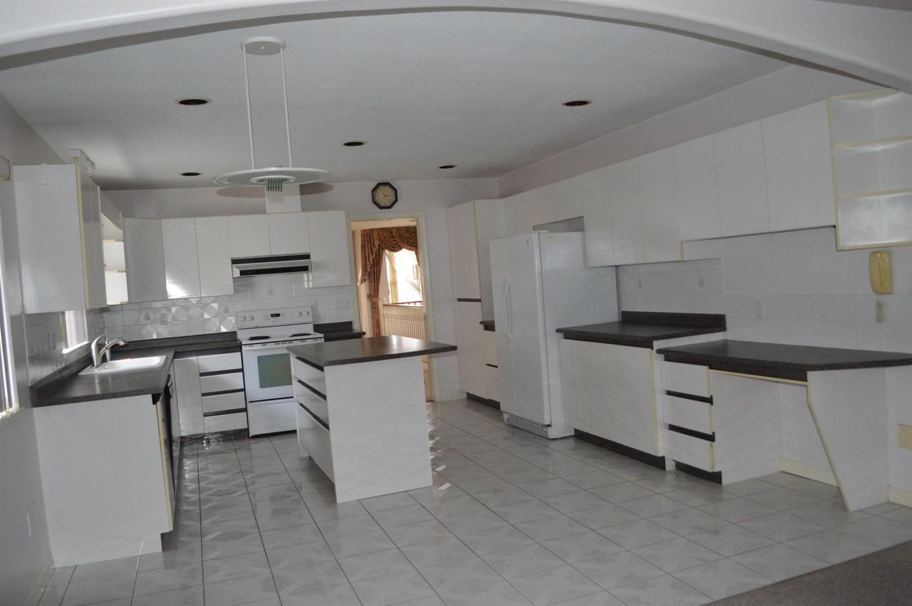 12396 221 St #1 - Photo 2 of 13