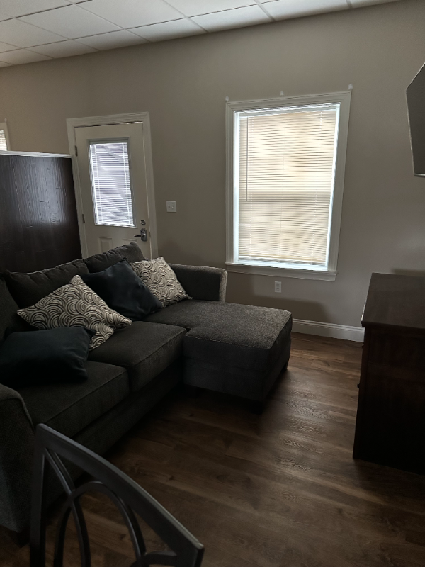 54 Franklin Court #102 - Photo 3 of 8