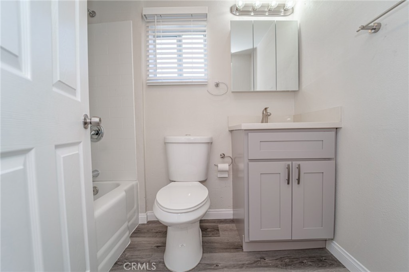 948 N Ditman Ave #1-2 - Photo 2 of 5