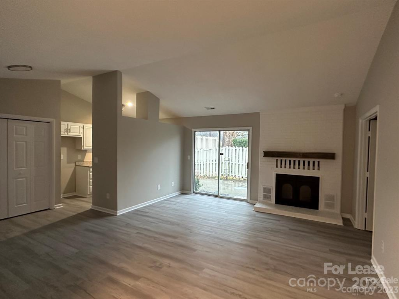 2713 Von Thuringer Ct - Photo 3 of 9