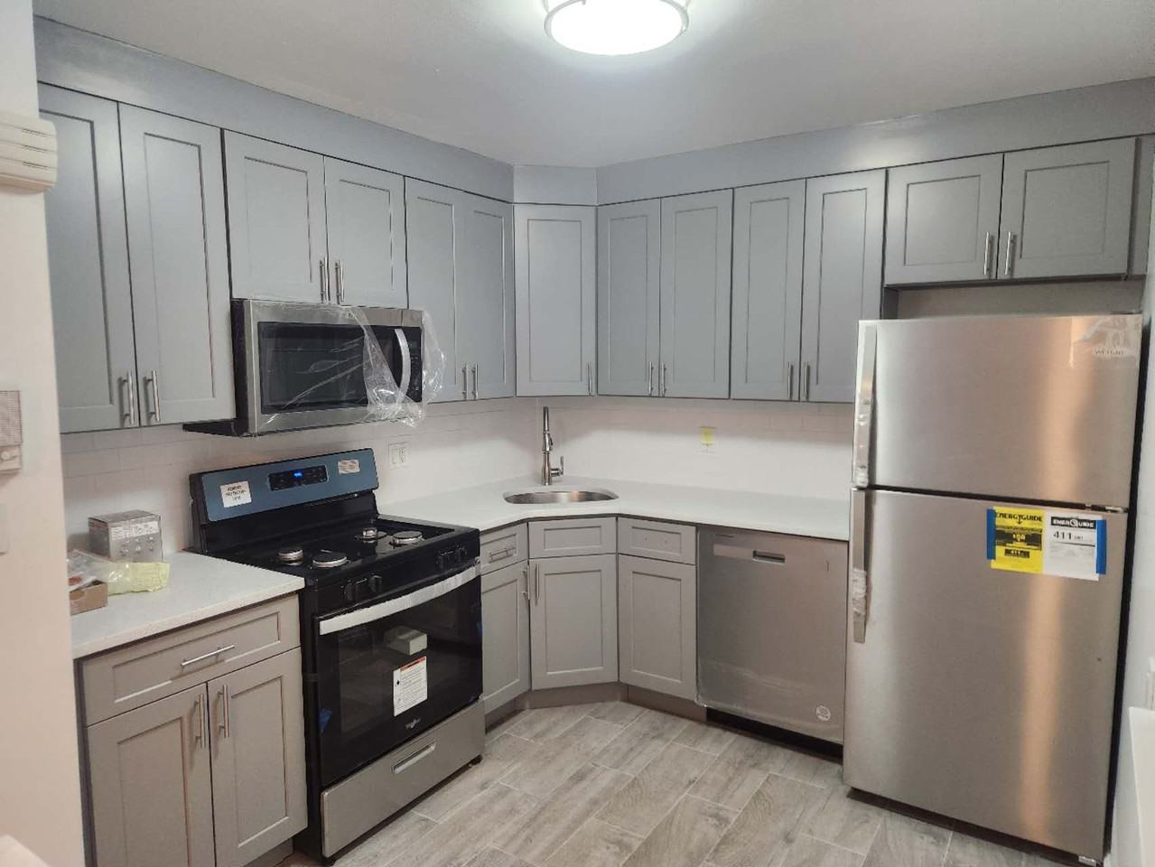 90-32 83rd Avenue 2f - Photo 2 of 9