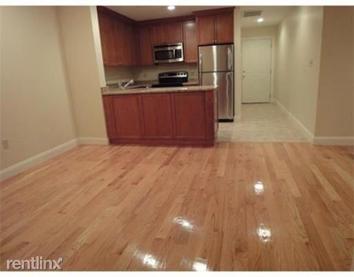 2 Summer St #3A - Photo 3 of 6