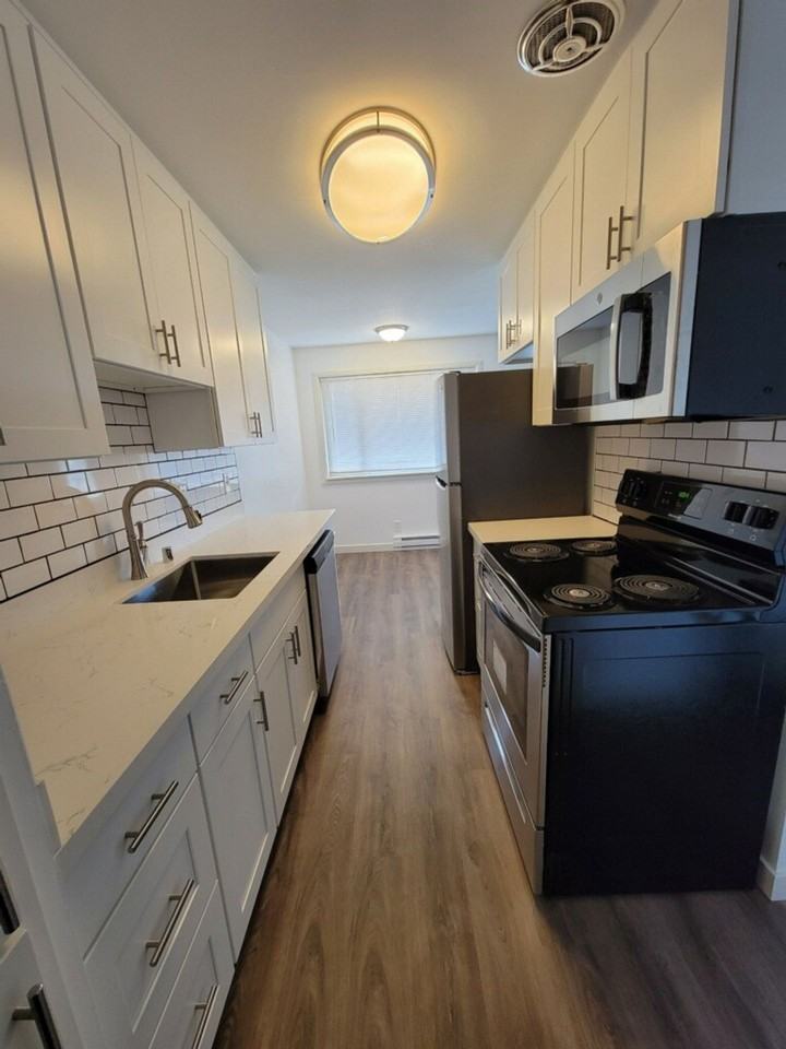 Nordic Heights Apartments - Photo 2 of 7