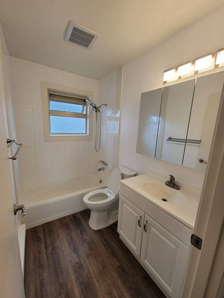 Nordic Heights Apartments - Photo 5 of 7