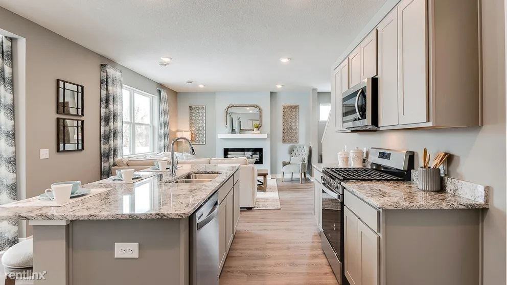 Hwy 610 & Zachary Apartments in Brooklyn Park Maple Grove, Maple