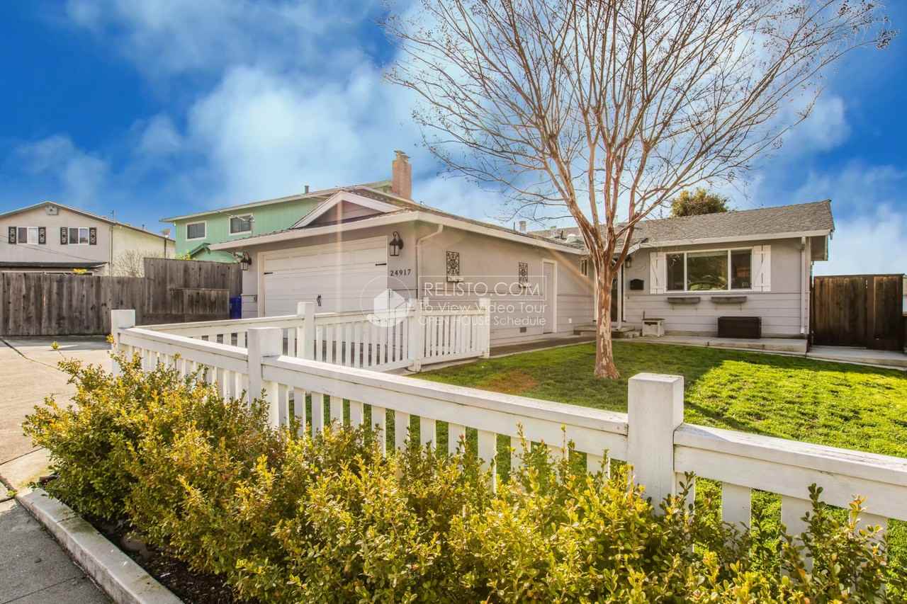 24917 Minnie Ct - Photo 2 of 41