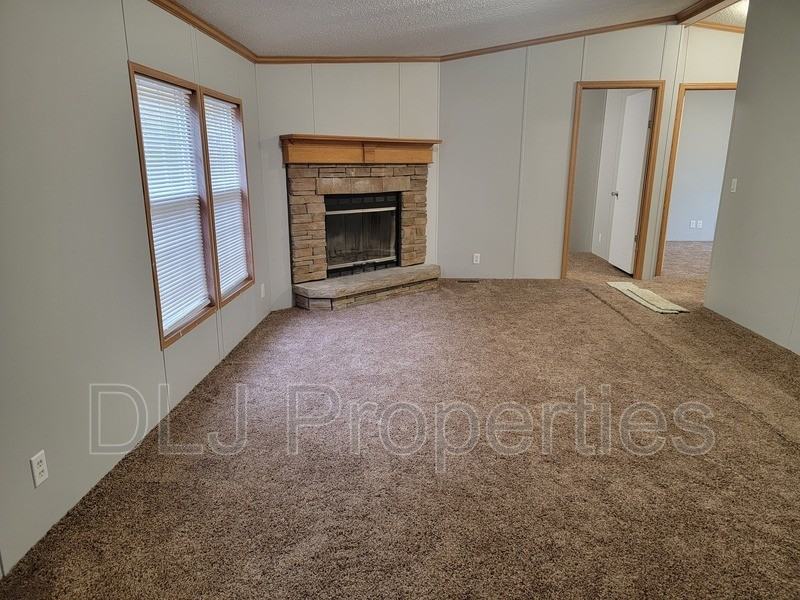 1612 W Highway 25 70 - Photo 2 of 11
