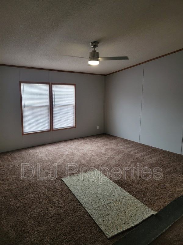 1612 W Highway 25 70 - Photo 4 of 11