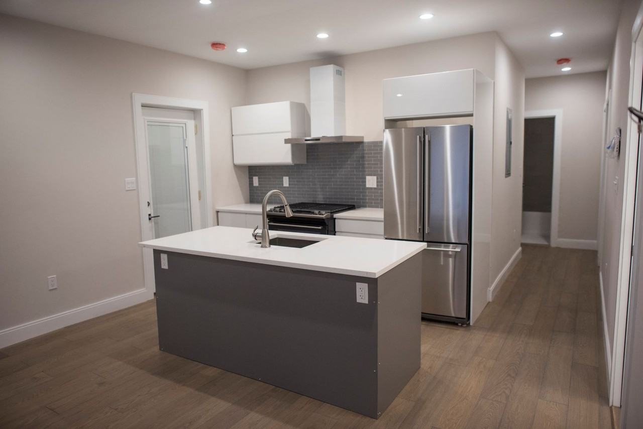 48-50 Tuttle Street - Photo 3 of 7