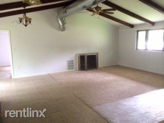 16281 Buckingham Ave - Photo 2 of 11