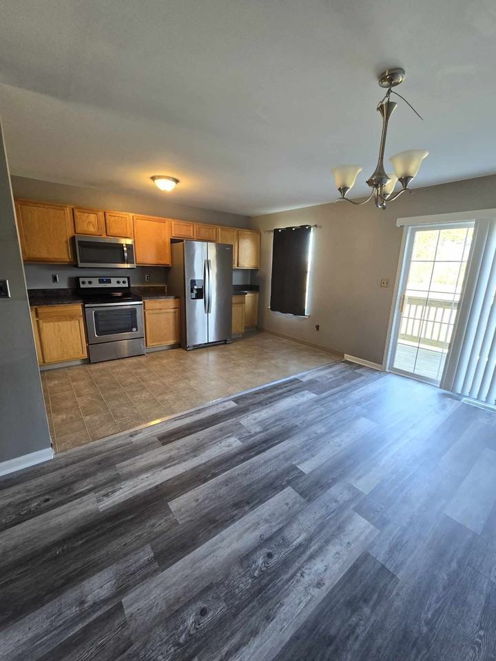 173 Bonnybrook Rd #1 - Photo 3 of 16