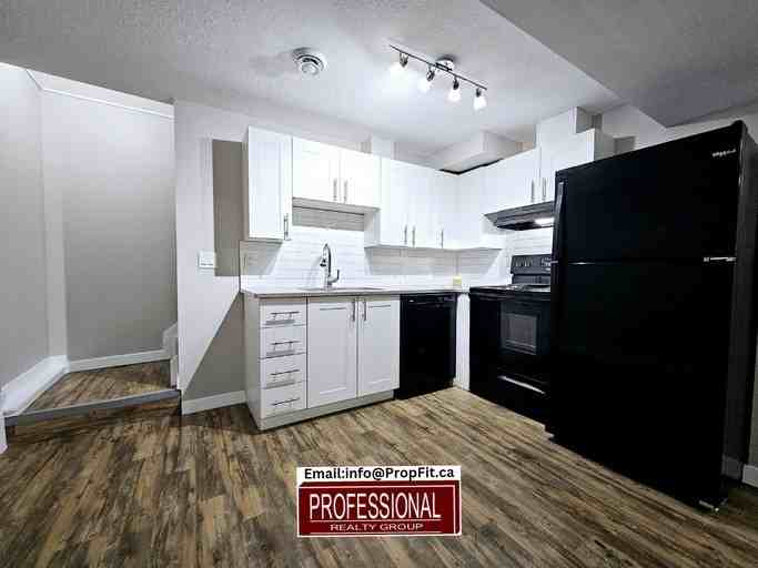 15020 79 St Nw - Photo 2 of 12