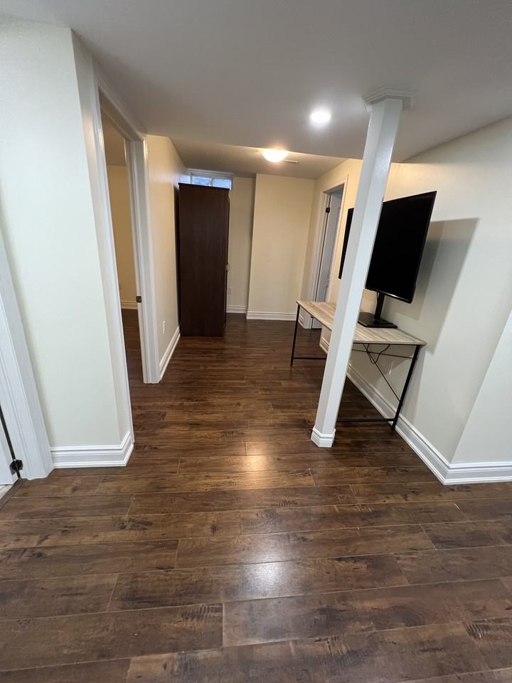 15 Continental Rd - Photo 2 of 8