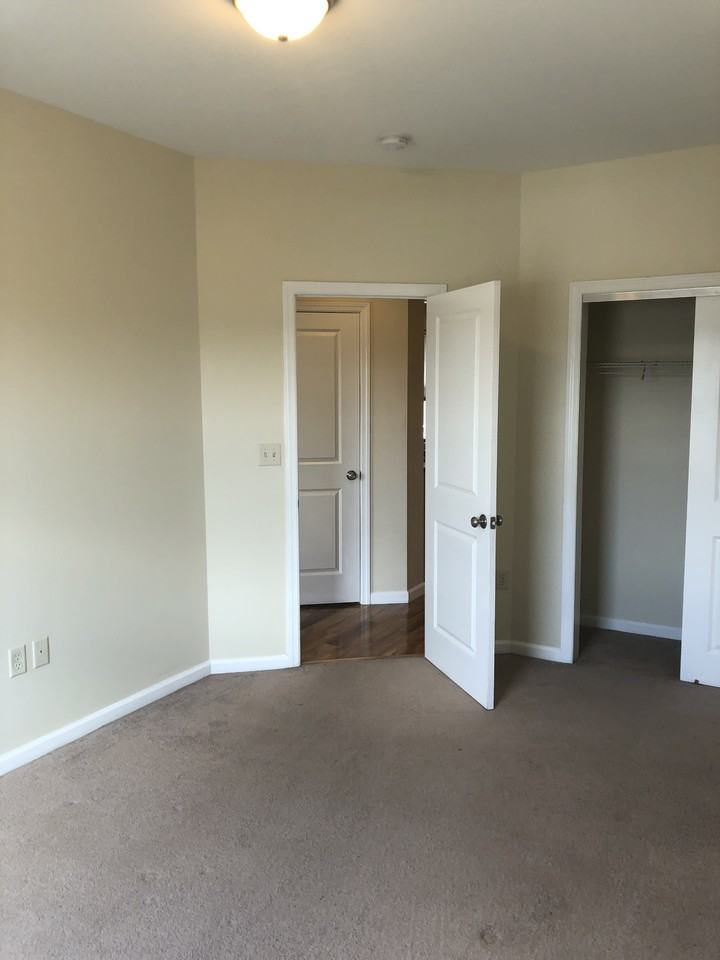 238 Atwood St. - Photo 6 of 23