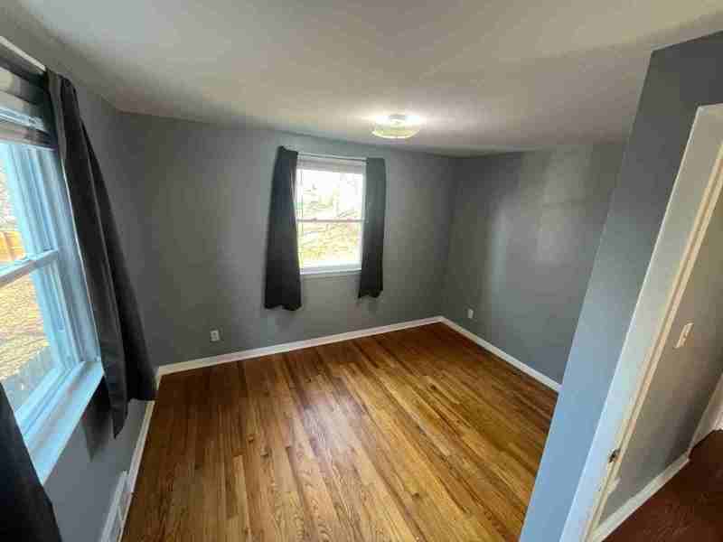 206 Arch St #1 - Photo 2 of 11