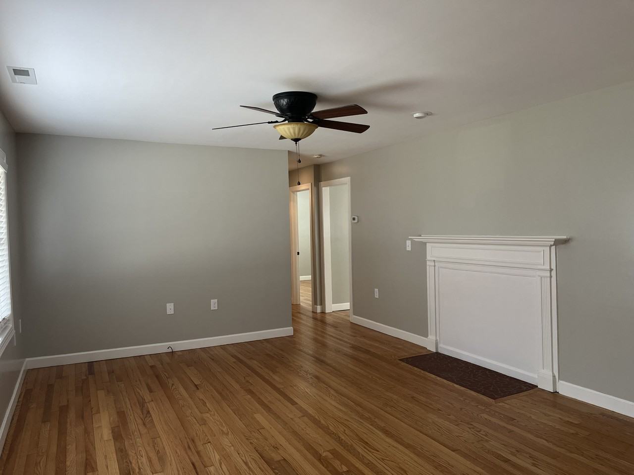 186 Aurora Dr - Photo 3 of 15