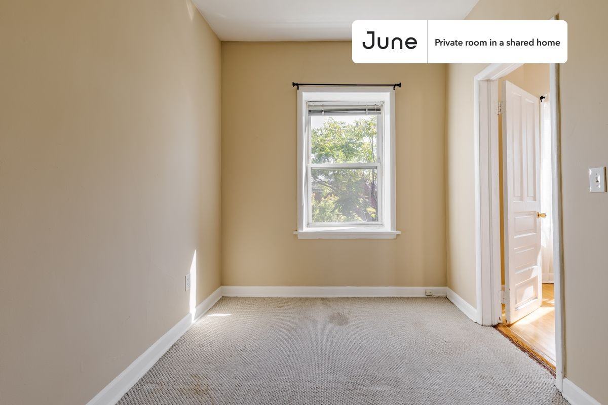 1214 N Damen Ave #D - Photo 2 of 26