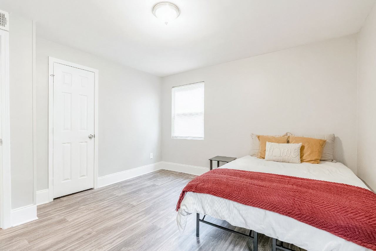 Orlando St Sw - Photo 7 of 7