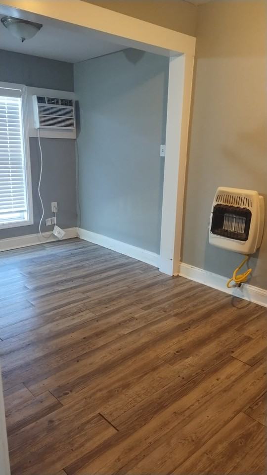 3904 Griffin St Apt 3b #3904-3B - Photo 3 of 9