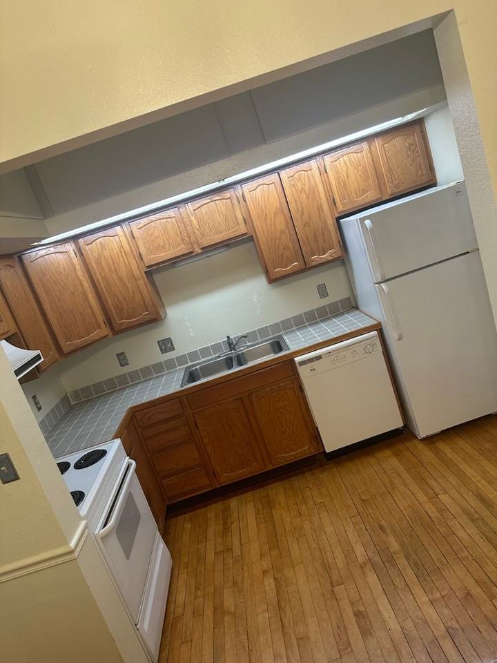 Prescott Apartments - Photo 2 of 16