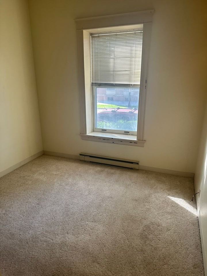 Prescott Apartments - Photo 5 of 16