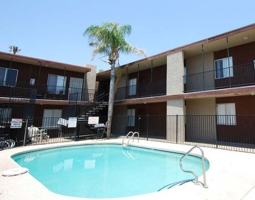 featured image of 1814 W Vogel Ave