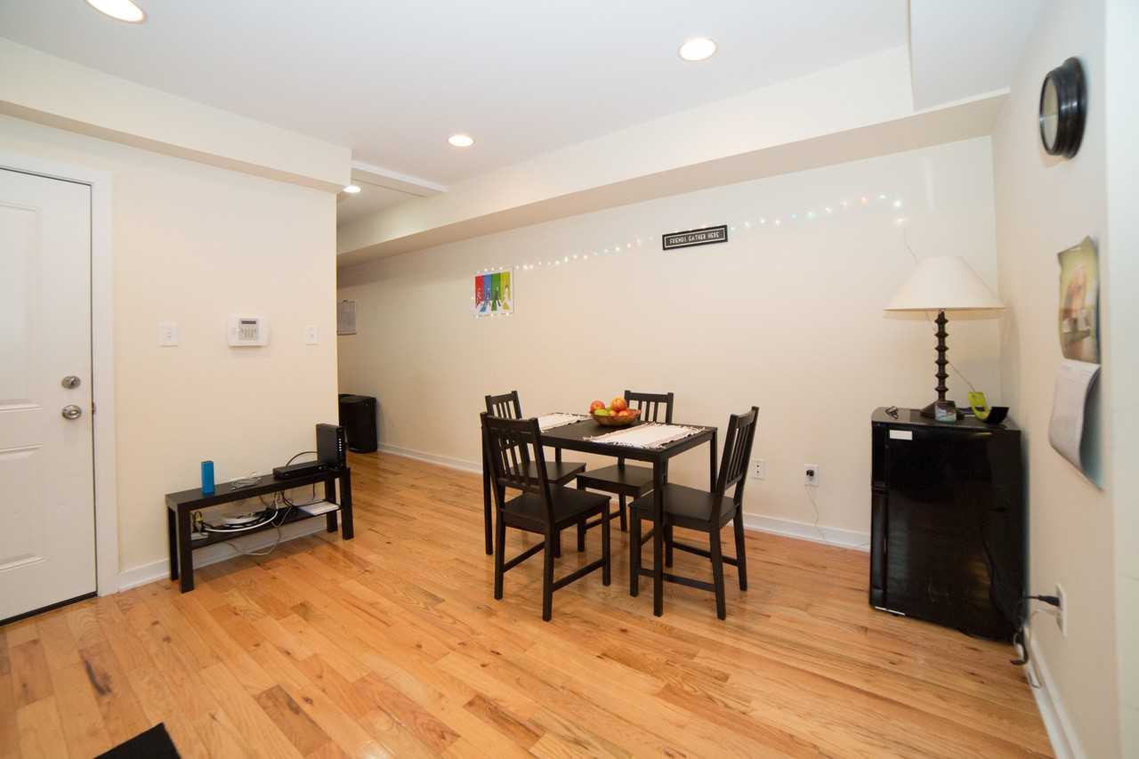 3222 Spring Garden - Photo 4 of 20