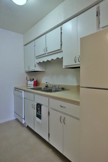 Hollybrook Apartments - Photo 3 of 27