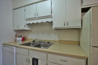 Hollybrook Apartments - Photo 1 of 1