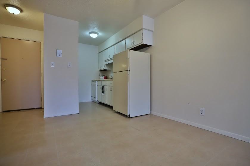 Hollybrook Apartments - Photo 2 of 27