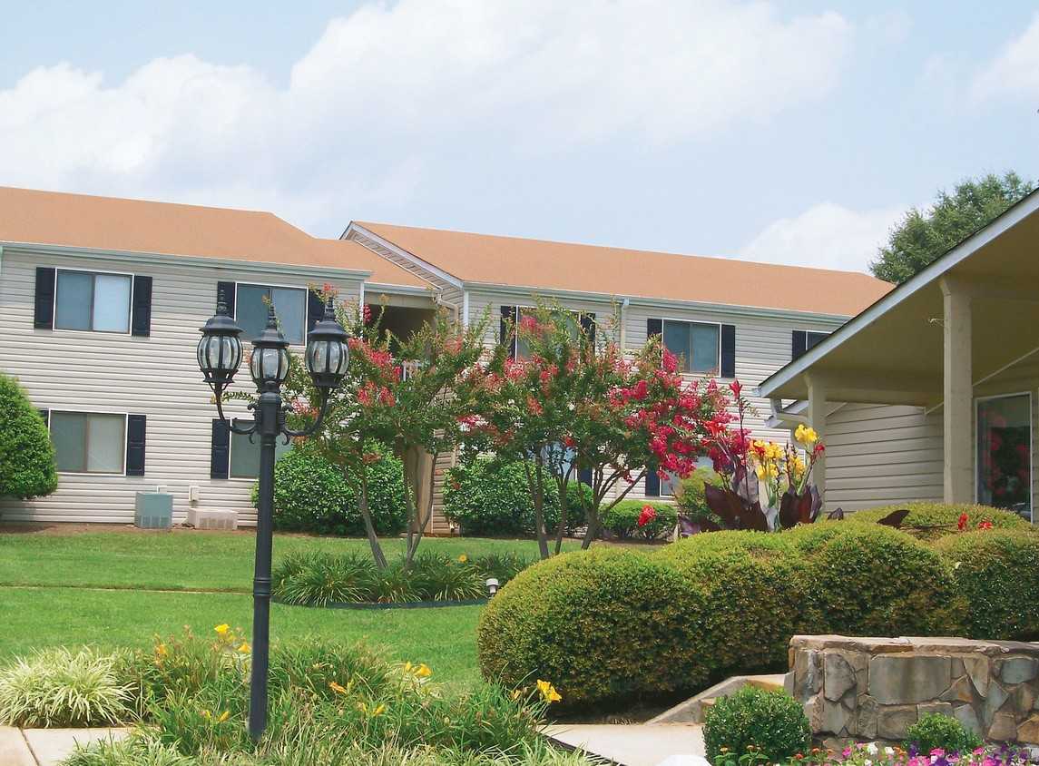 Reserve at Fairway Hills - Photo 7 of 50