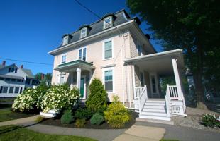 featured image of 611 Central Ave
