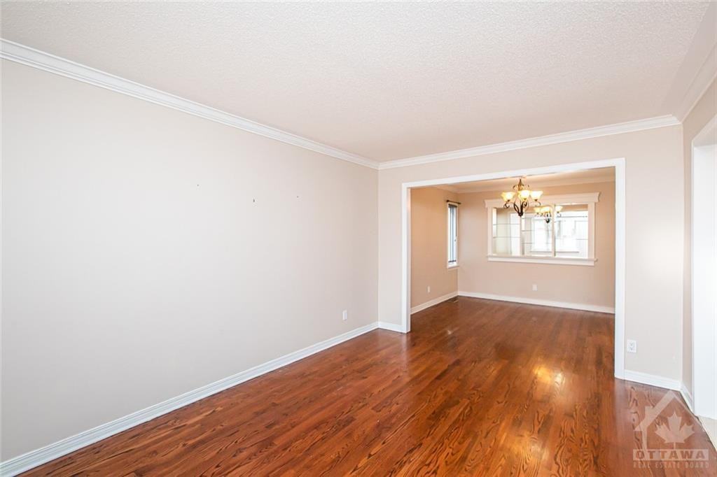 11 Nobleton Avenue - Photo 3 of 26