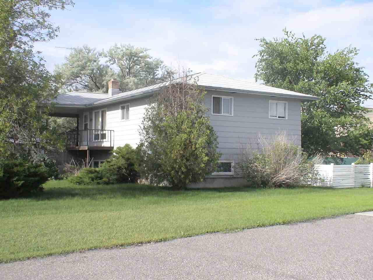 205 S 20th - Photo 3 of 11