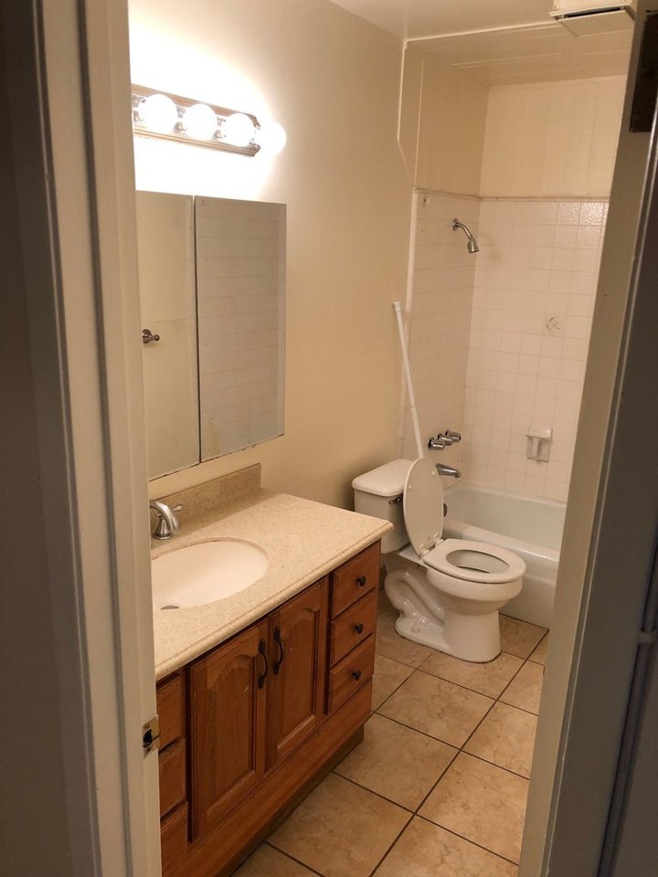 6561 Del Playa - Photo 7 of 28
