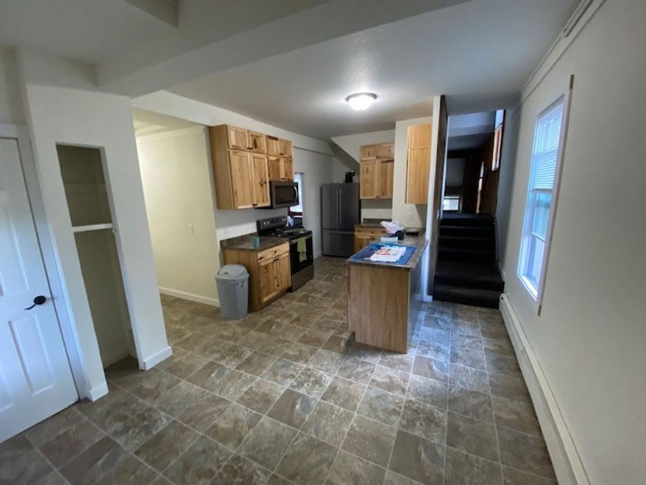 514 6th - Photo 5 of 11