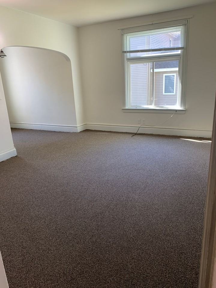 721 6th Ave South - Photo 2 of 6