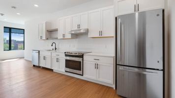 featured image of 100 N Farwell St