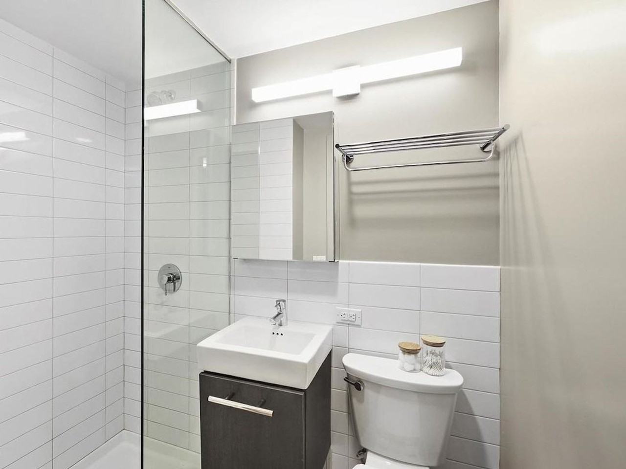 Alabama Flats LLC - Photo 7 of 8