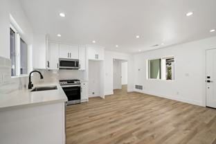 4723 Albury - Photo 1 of 1
