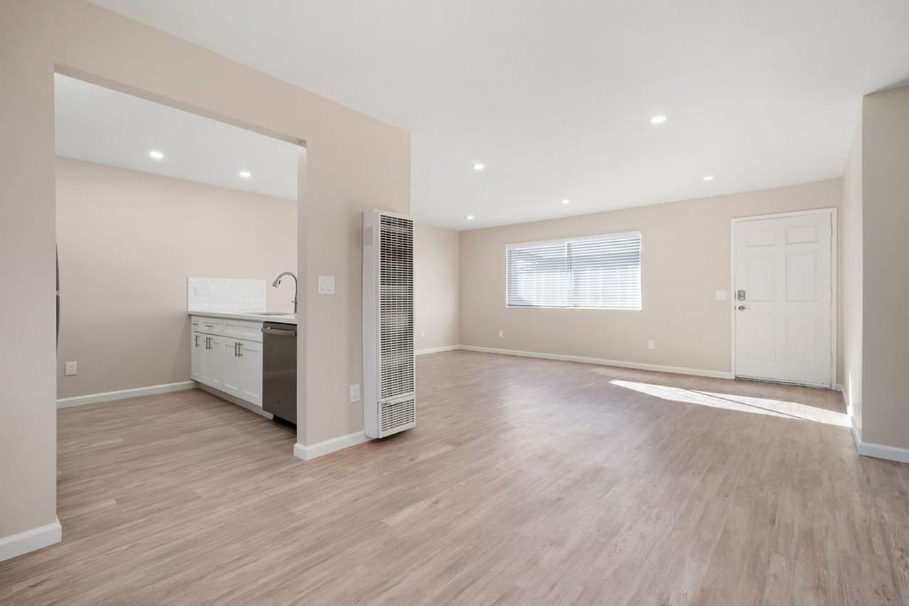 251 S 16th Street - Photo 2 of 22