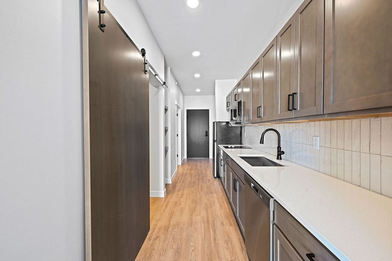 Urbane115 Apartments - Photo 7 of 50