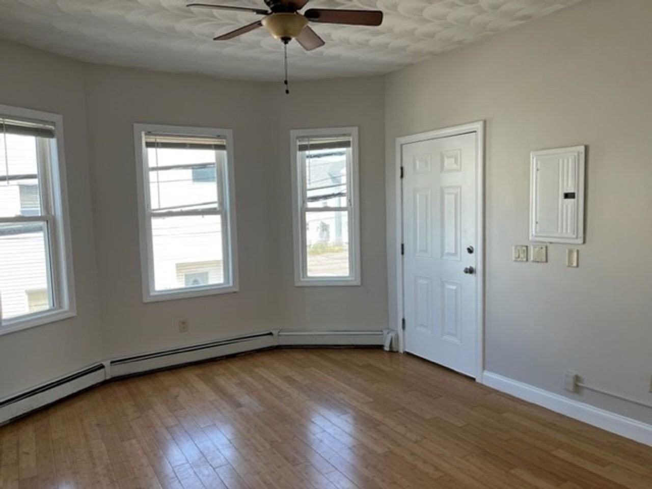 186 Federal Street - Photo 2 of 6