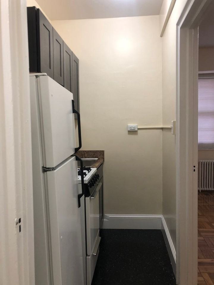 Q Street Apartments - Photo 4 of 6