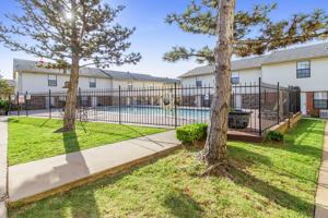 featured image of 1025 Nw 86th St