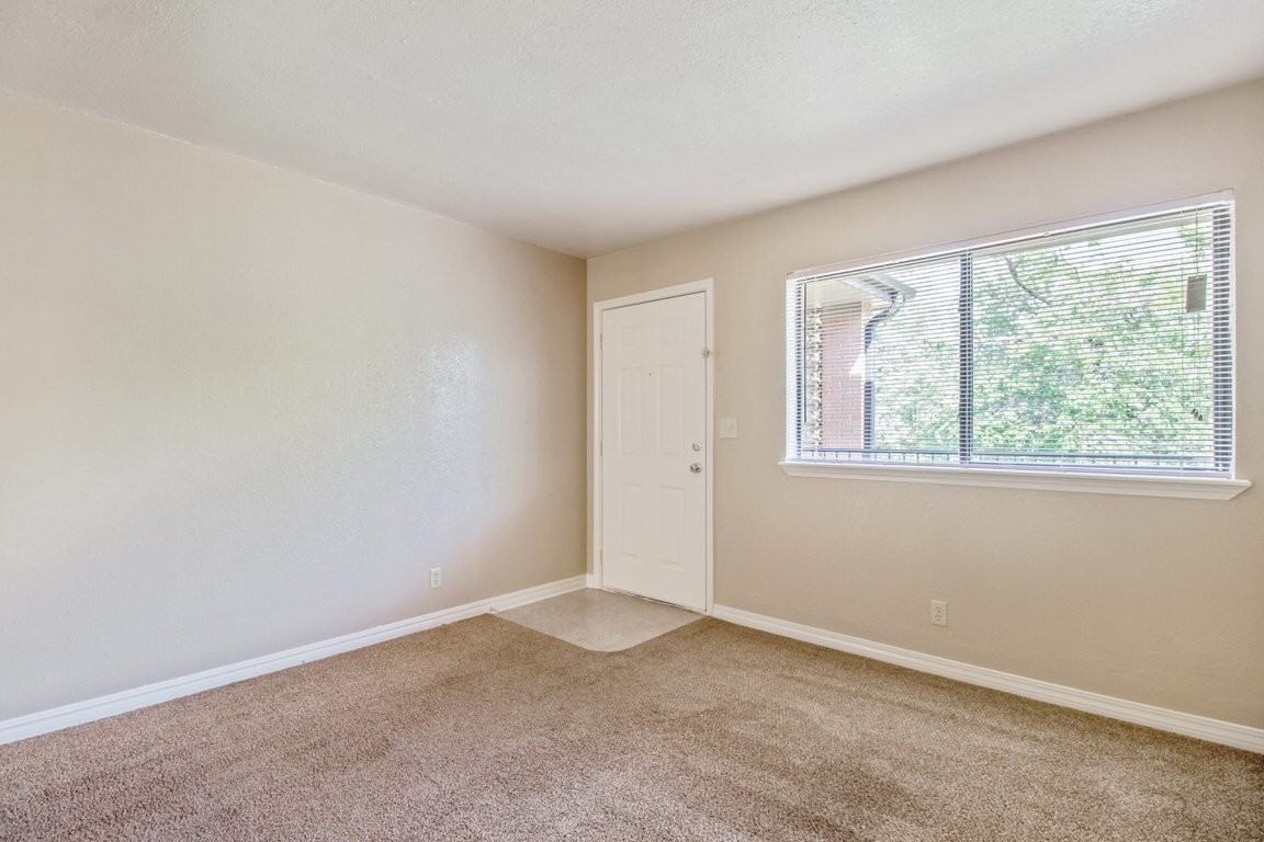 Woodland Hills - Photo 4 of 14