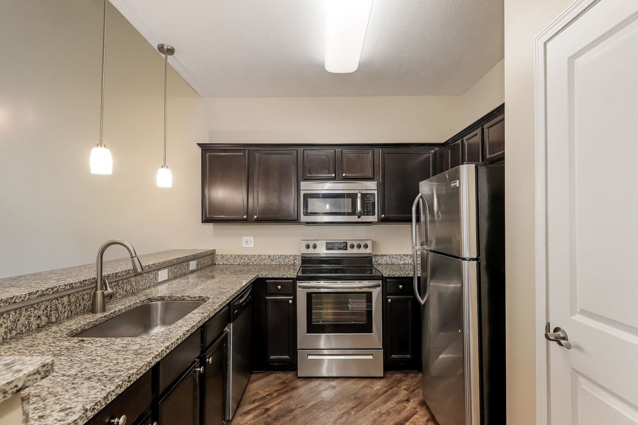 The Villas of Fox Hollow - Photo 2 of 50