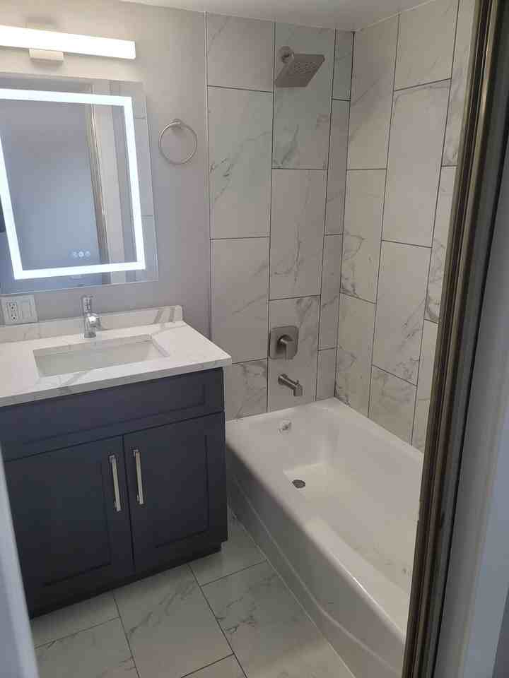 Royal Grove Apartments - Photo 5 of 50