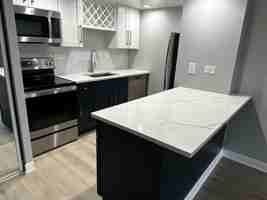 featured image of 1100 Grove Ave