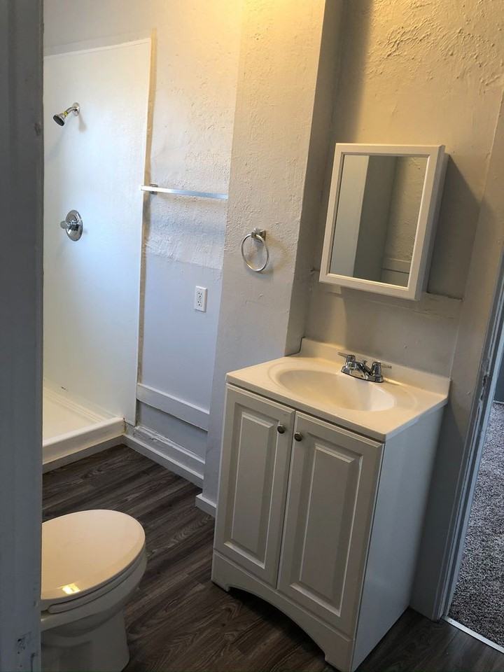 Knight Apartments and Sunlight Townhomes - Photo 6 of 14